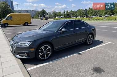 Седан Audi A4 2018 в 