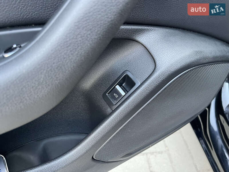 Седан Audi A4 2016 в Тернополе фото 32 Седан Audi A4 2016 в Тернополе