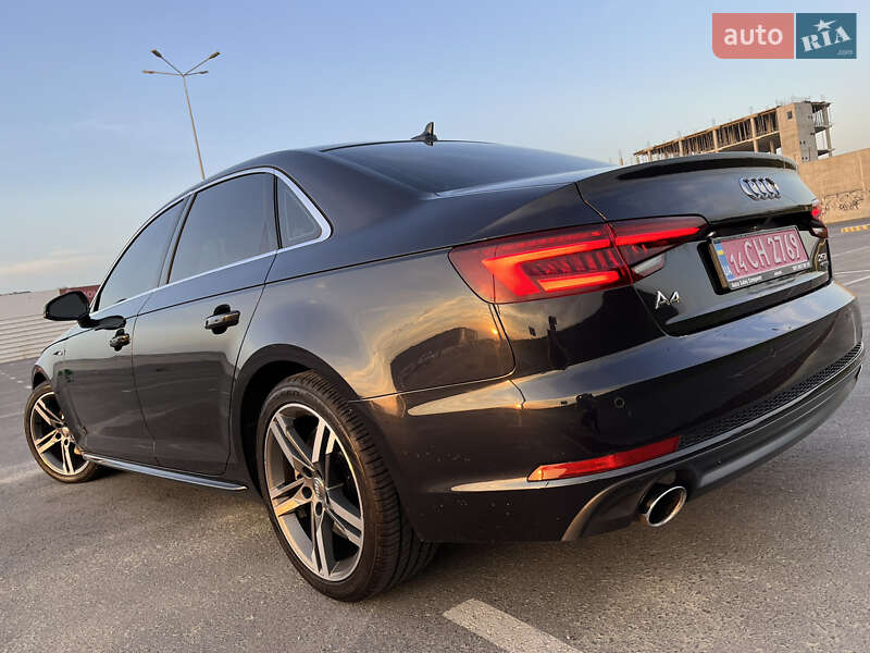 Седан Audi A4 2018 в Львові