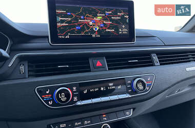Седан Audi A4 2018 в 