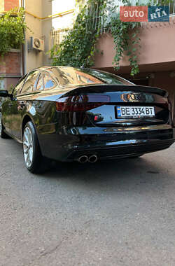 Седан Audi A4 2013 в 