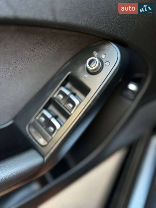Седан Audi A4 2013 в Миколаєві