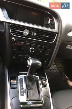 Седан Audi A4 2013 в 