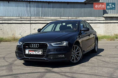 Седан Audi A4 2014 в 