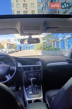 Седан Audi A4 2013 в 