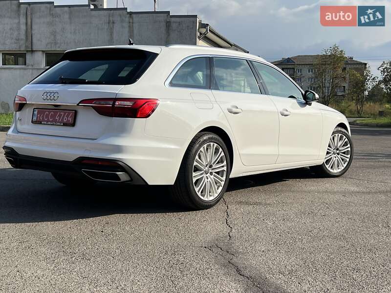 Универсал Audi A4 2021 в Дрогобыче