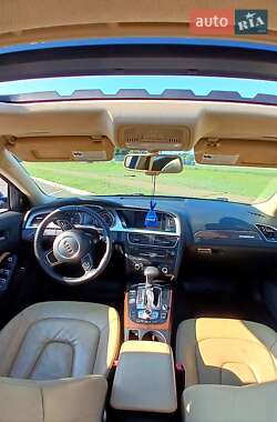 Седан Audi A4 2015 в 