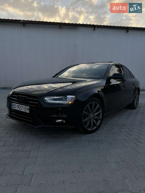 Седан Audi A4 2012 в Тернополі
