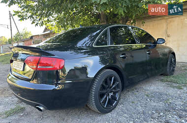 Седан Audi A4 2011 в 
