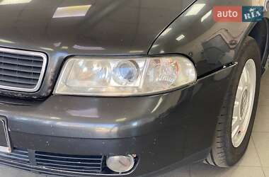 Седан Audi A4 1999 в 