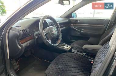 Седан Audi A4 1999 в 