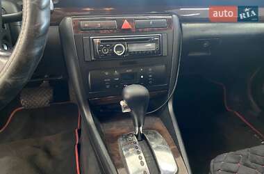 Седан Audi A4 1999 в 