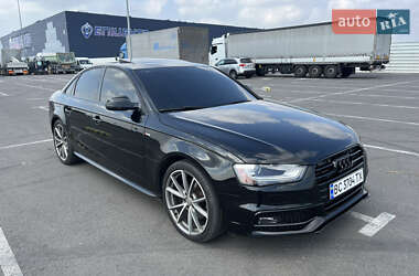 Седан Audi A4 2014 в Львові