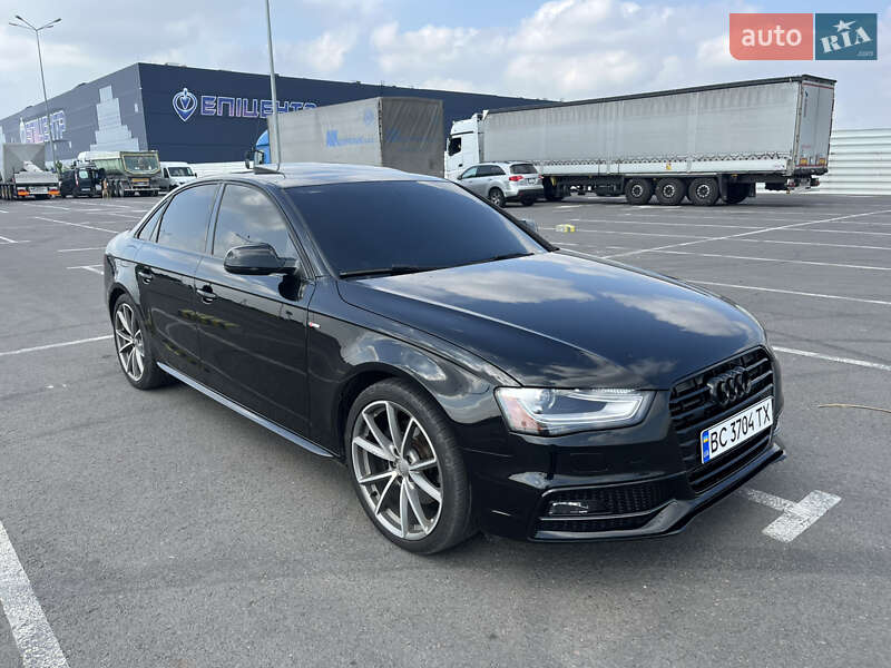 Audi A4 2014