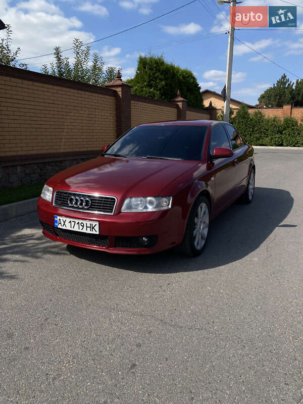 Седан Audi A4 2002 в 