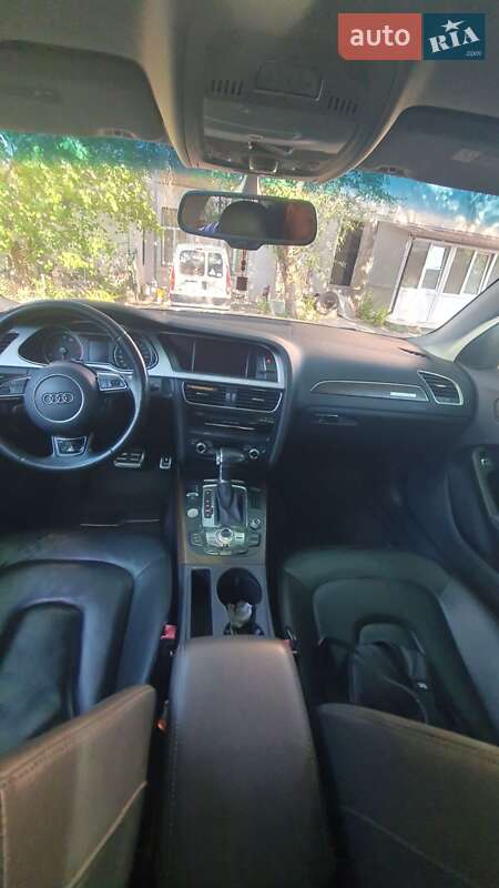 Седан Audi A4 2015 в Николаеве