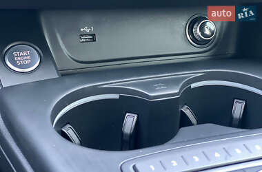 Седан Audi A4 2018 в 