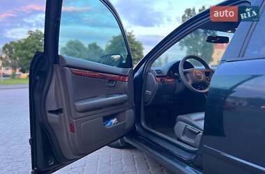 Седан Audi A4 2002 в 