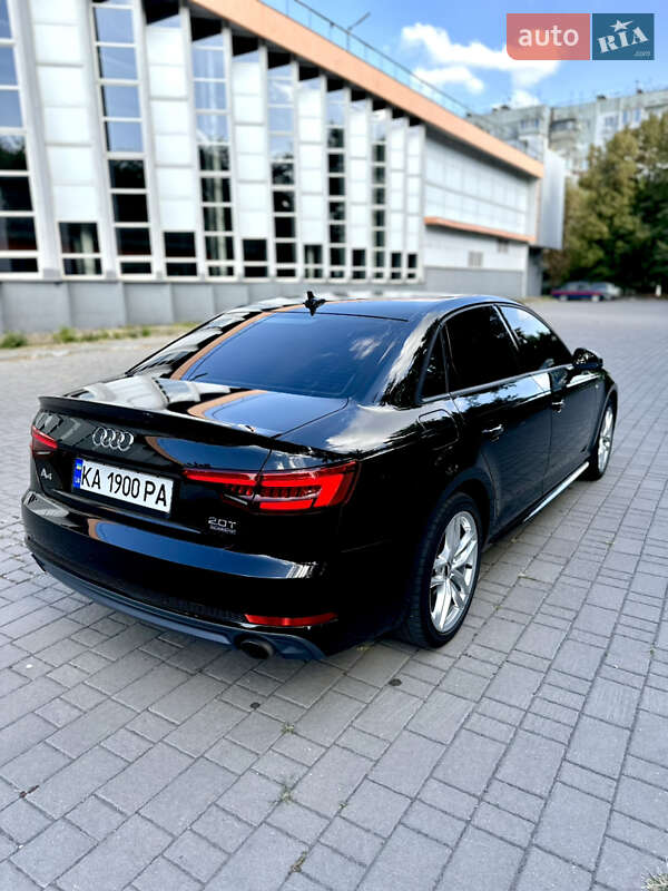 Седан Audi A4 2016 в Запорожье