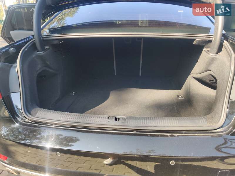 Седан Audi A4 2016 в Киеве фото 5 Седан Audi A4 2016 в Киеве