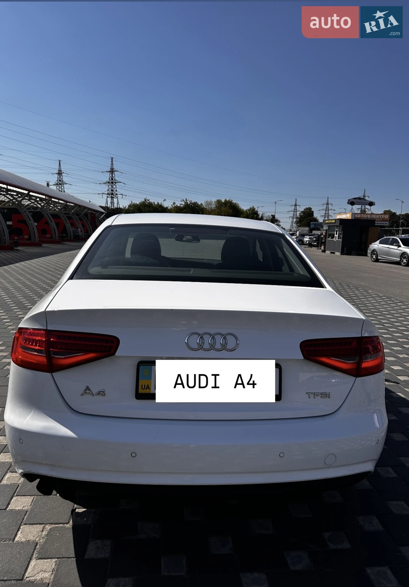 2012 Audi A4 - мініатюра 2