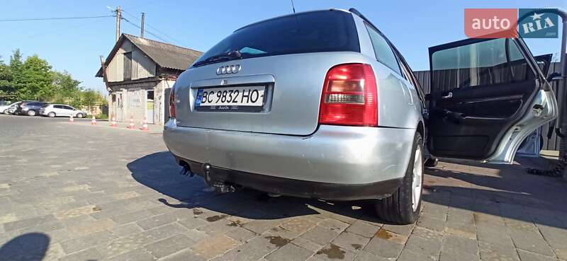 Універсал Audi A4 1998 в Городку