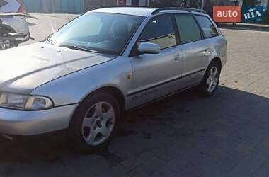 Универсал Audi A4 1998 в Городке