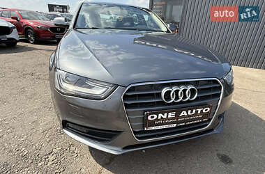 Седан Audi A4 2014 в 