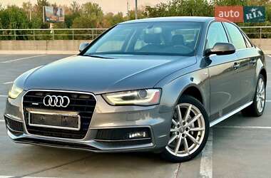 Седан Audi A4 2014 в Києві