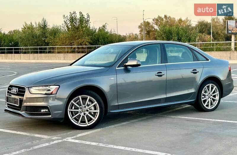 Седан Audi A4 2014 в Киеве