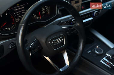 Седан Audi A4 2017 в 