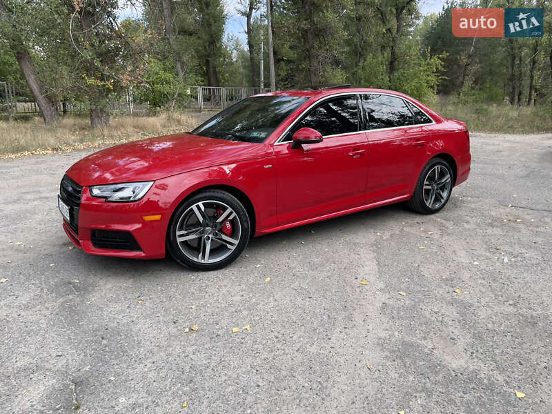 Седан Audi A4 2016 в Днепре