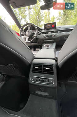 Седан Audi A4 2016 в Днепре