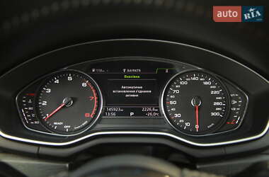 Седан Audi A4 2017 в 