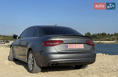 Седан Audi A4 2013 в 