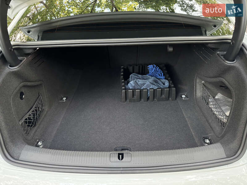 Седан Audi A4 2022 в Киеве фото 26 Седан Audi A4 2022 в Киеве