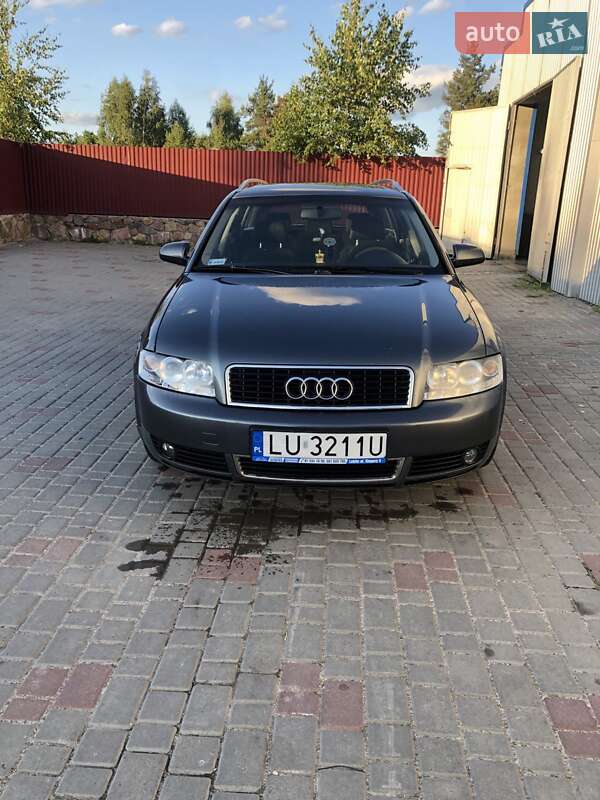 Универсал Audi A4 2002 в 