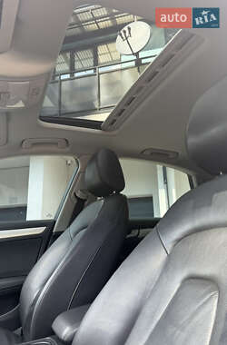 Седан Audi A4 2012 в 