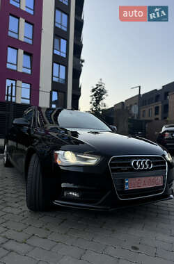 Седан Audi A4 2013 в Ивано-Франковске