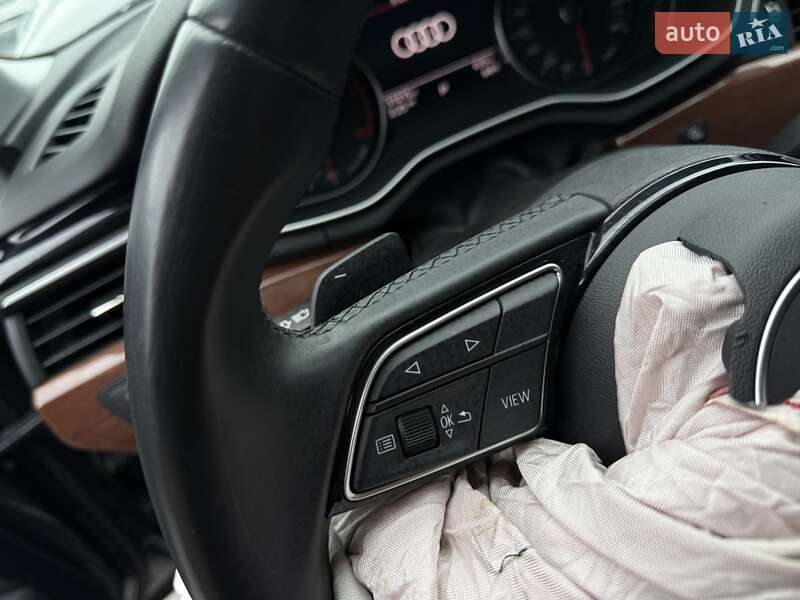 Седан Audi A4 2021 в Львові