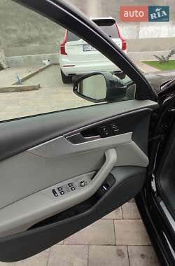 Седан Audi A4 2018 в 