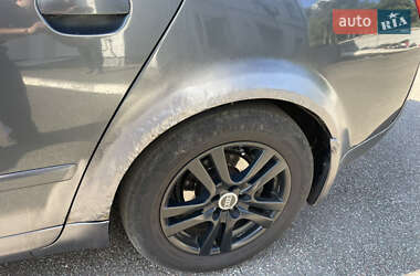 Седан Audi A4 2004 в 