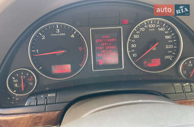 Седан Audi A4 2004 в 
