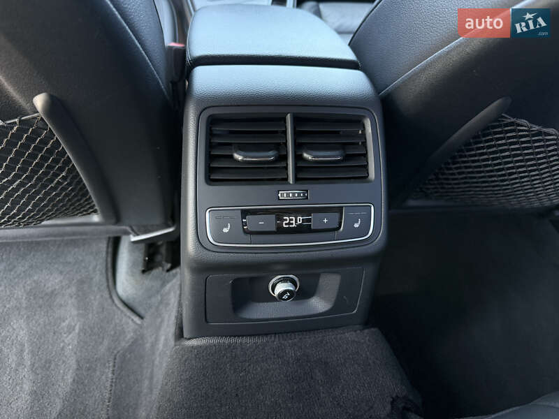 Седан Audi A4 2016 в Києві