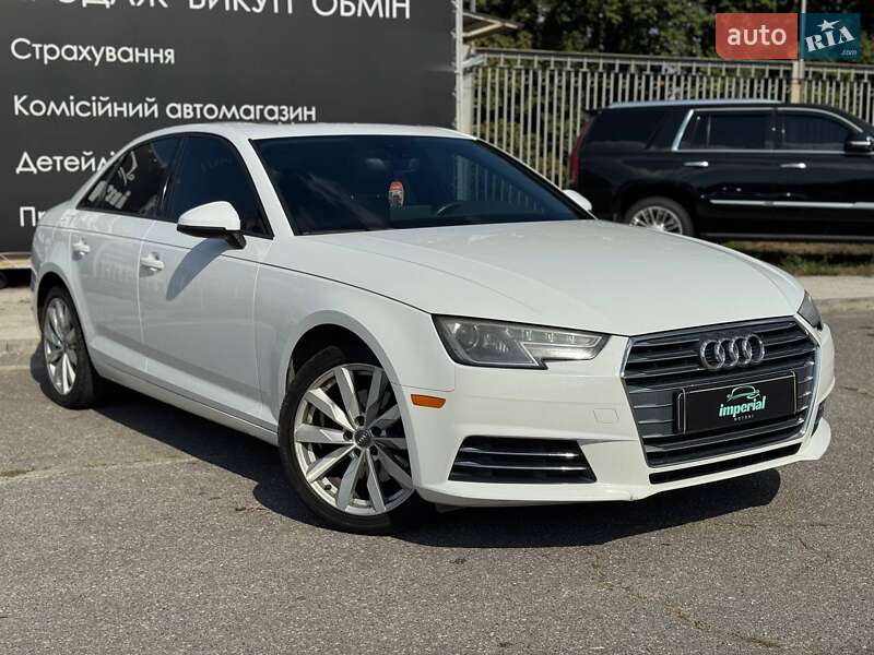 Седан Audi A4 2017 в Харькове
