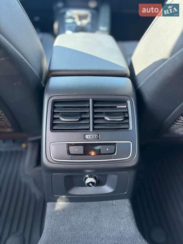 Седан Audi A4 2016 в Киеве фото 50 Седан Audi A4 2016 в Киеве