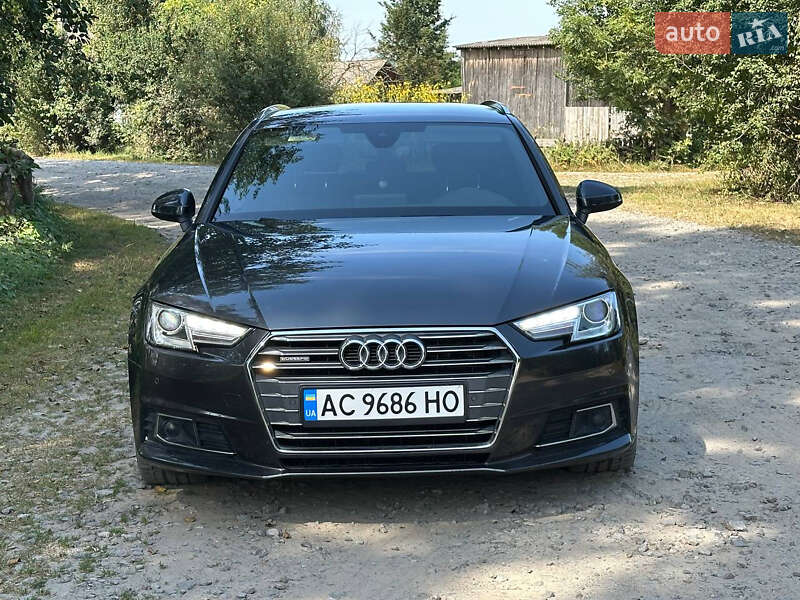 Универсал Audi A4 2016 в 