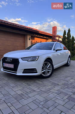 Седан Audi A4 2017 в 
