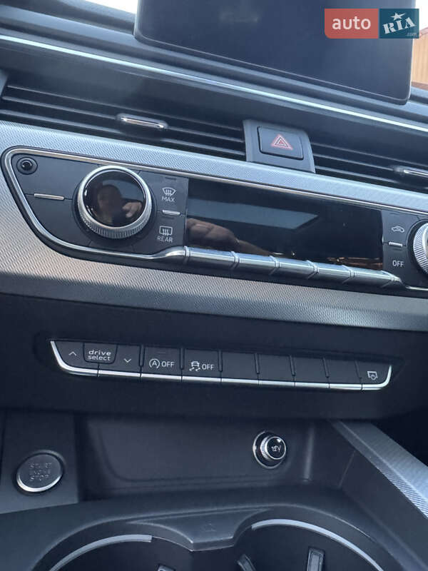 Седан Audi A4 2017 в Виноградове