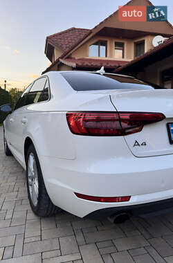 Седан Audi A4 2017 в 